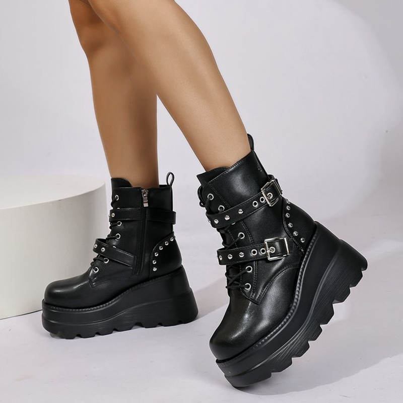 Stivaletti in Pelle da Donna,  - Leather Classic Strap recensione e prezzo