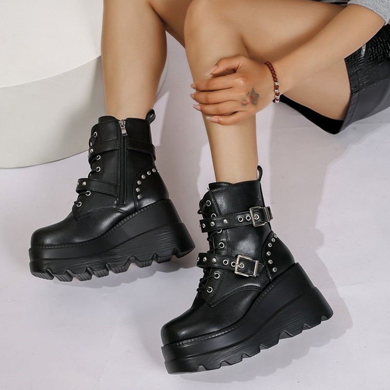 Stivaletti in Pelle da Donna,  - Leather Classic Strap recensione e prezzo